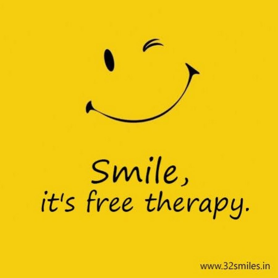 Смайл терапия. Smile its free Therapy. Плакат its smile. Смайл it.