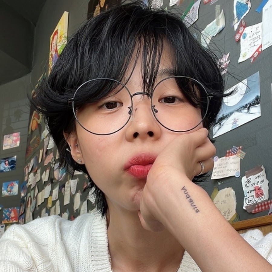 SeJi 세지 - YouTube SeJi 세지