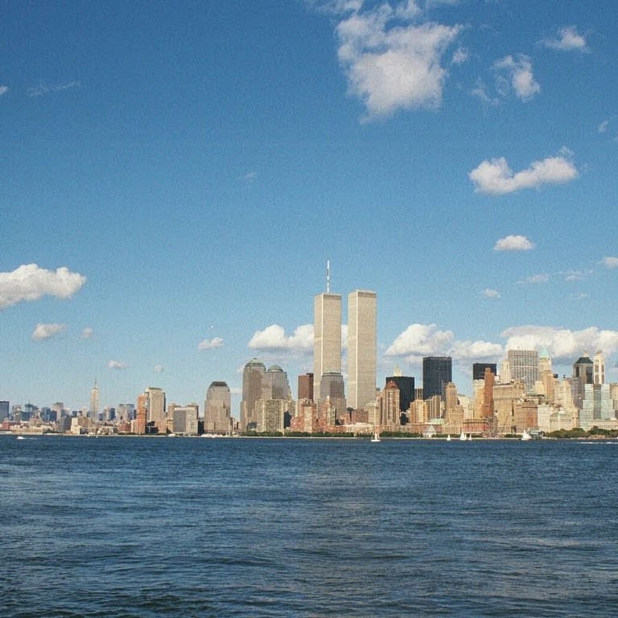 Нью Йорк презентация. New York City презентация. The largest City in the World. New York is one of the largest Cities in the.