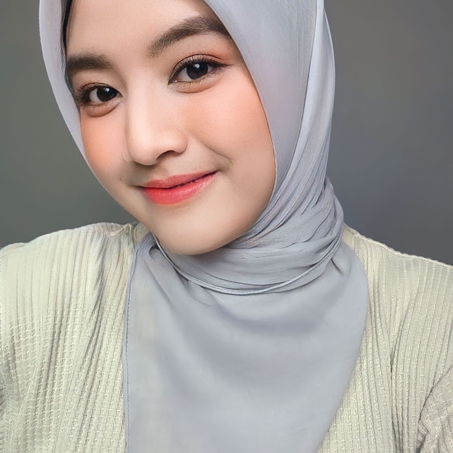 Andi Annisa Indira Octavianty - YouTube