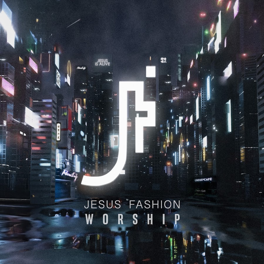 Fashion worship