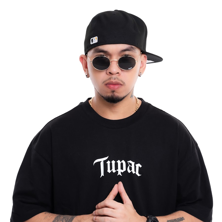 Loonie @loonietv