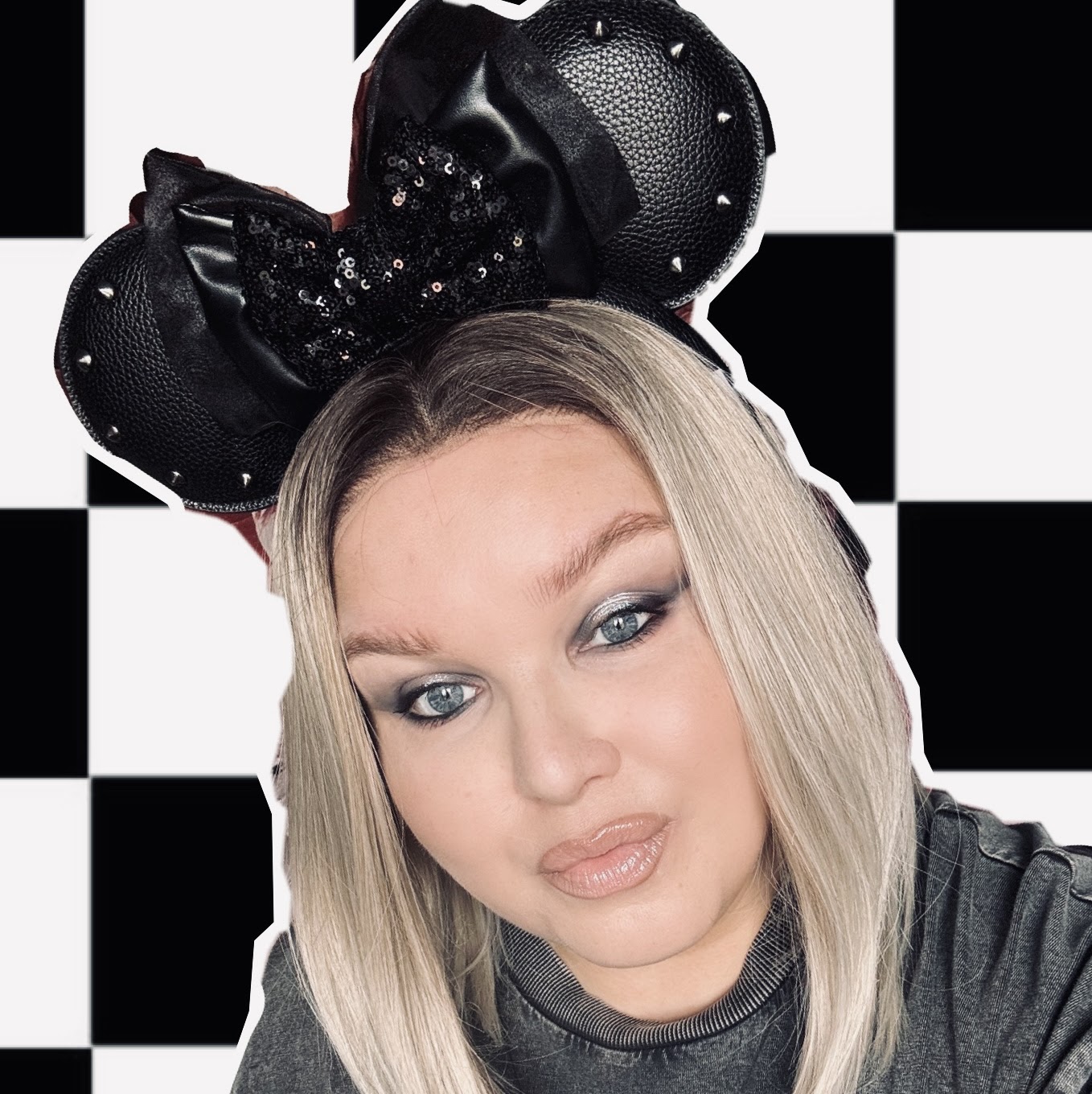 Kind of Magic Laura avatar