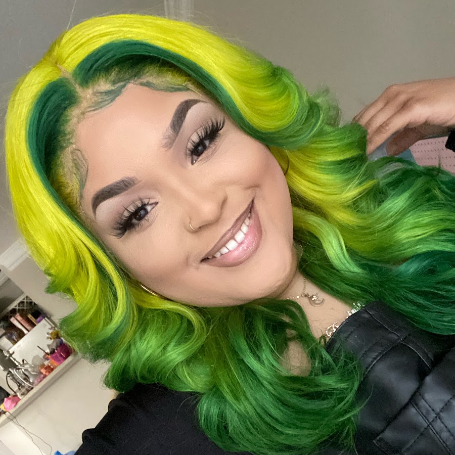 influencer profile picture