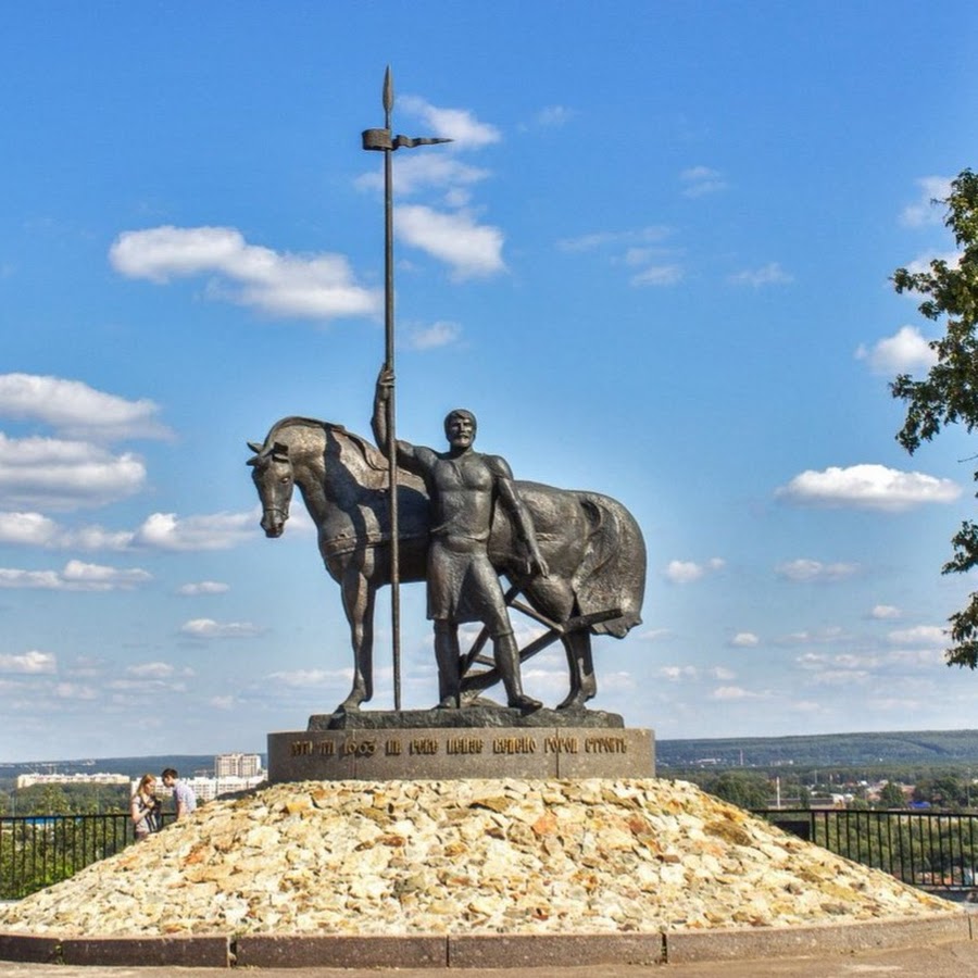 Памятник первопоселенцам Лабинск