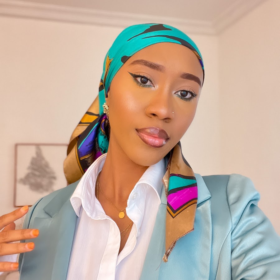 influencer profile picture