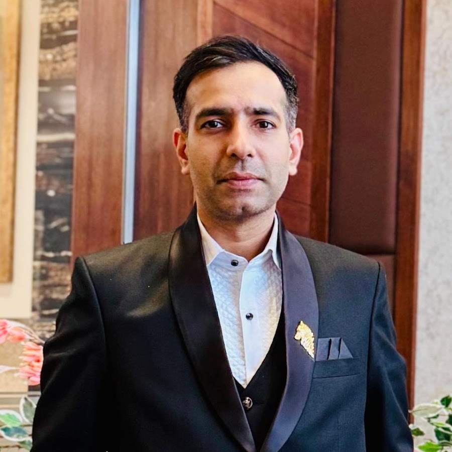 influencer profile picture