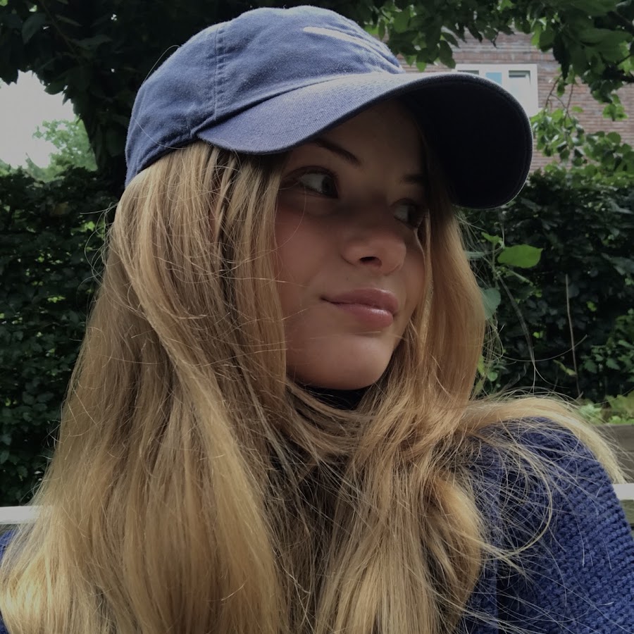 Lotta Stichler @lottastichler