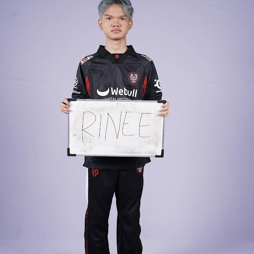 RineeLoyyy
