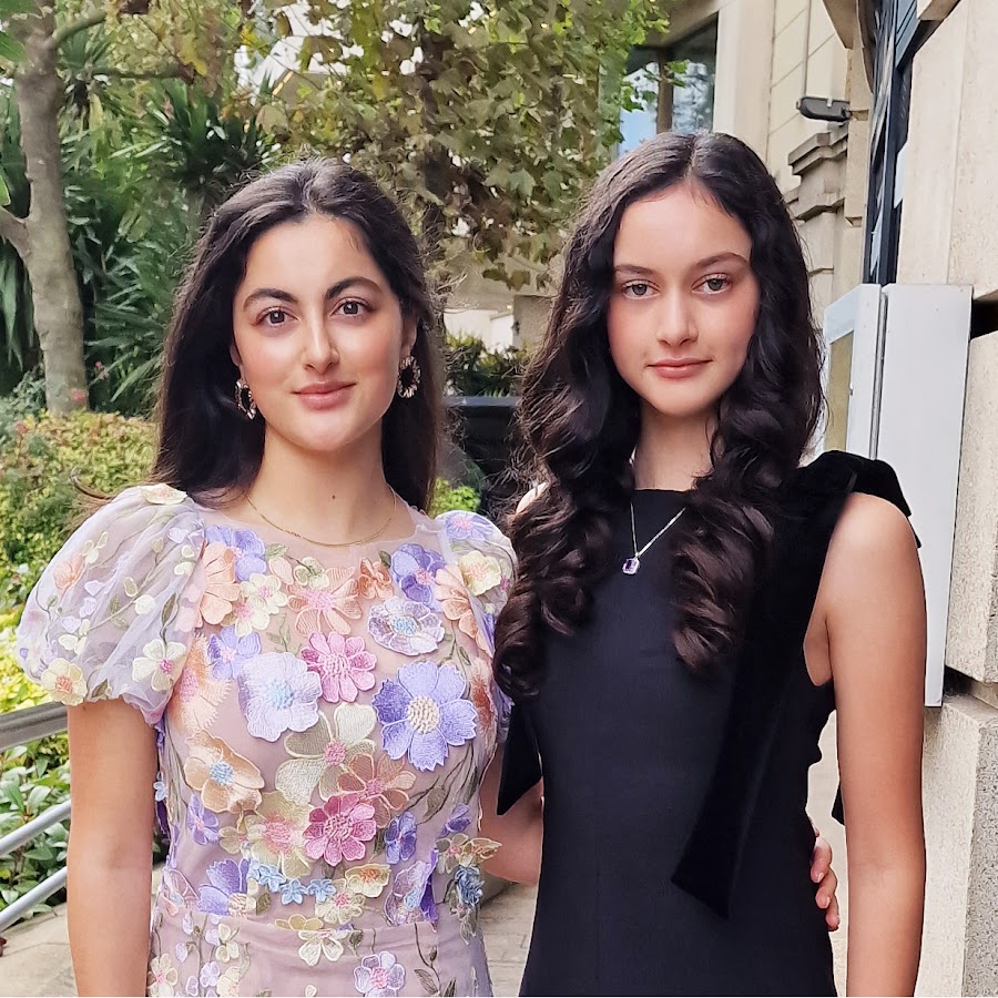 Elena and Clara @elenaandclara