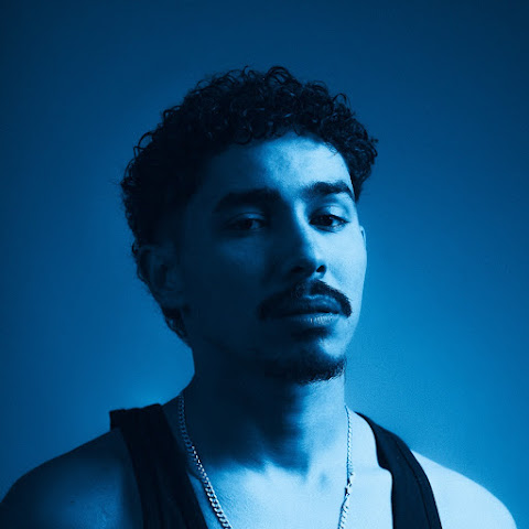 influencer profile picture
