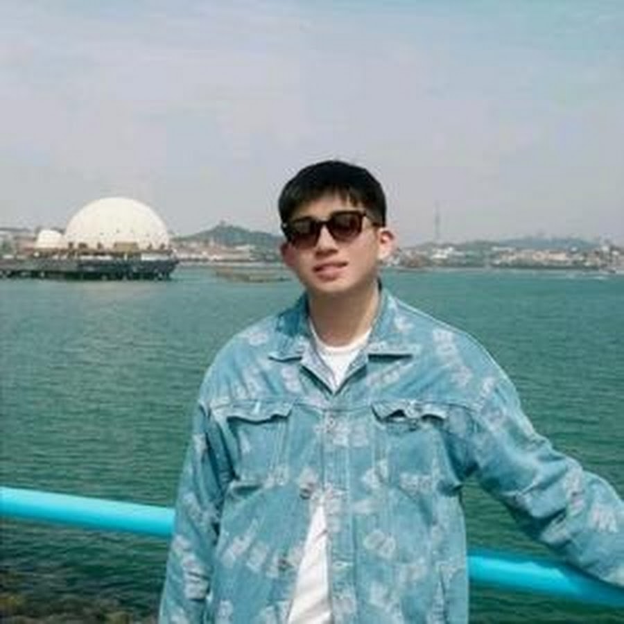 투어 가이드 샤오 하오 - YouTube 투어 가이드 샤오 하오