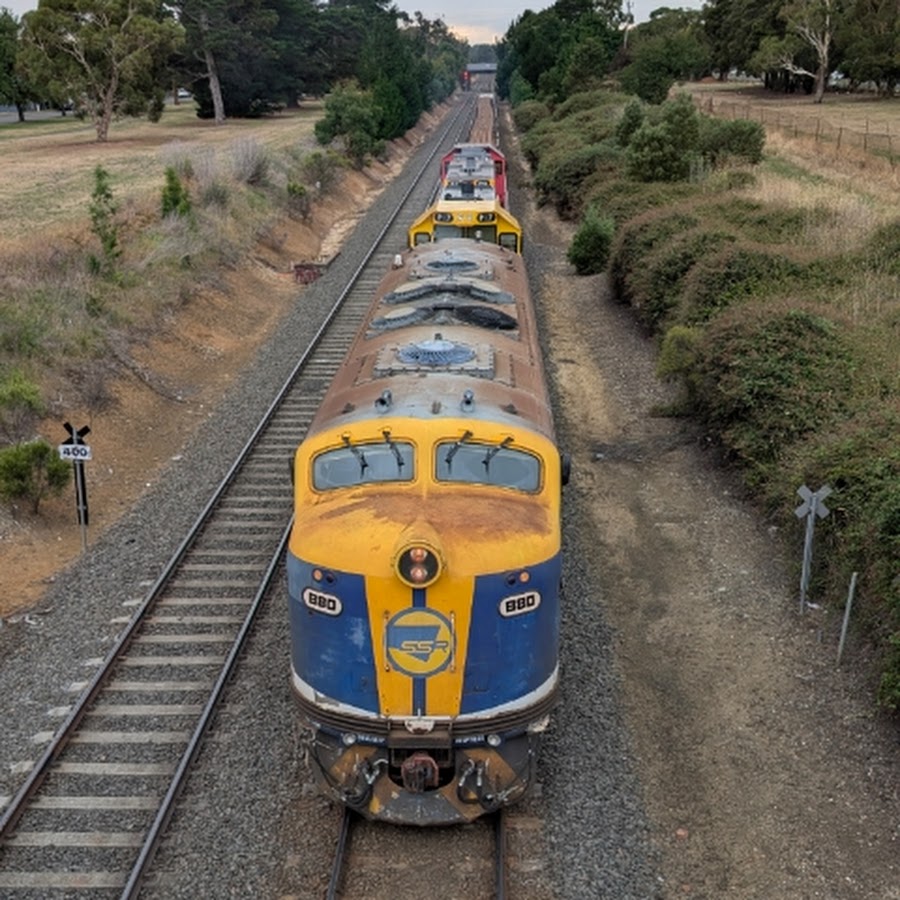 AUSSIE TRAIN DRIVER @aussietraindriver