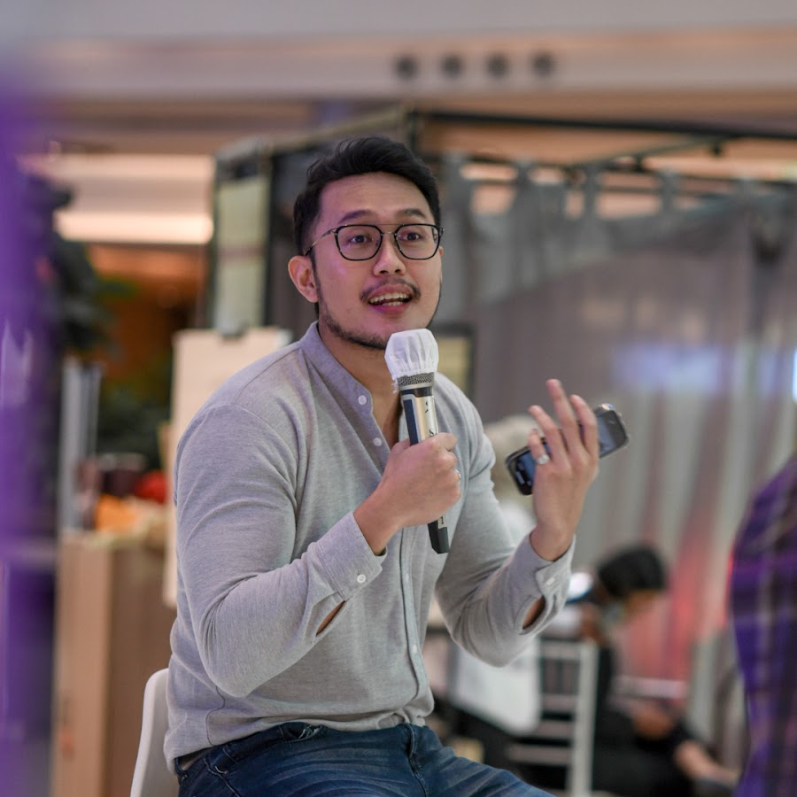 influencer profile picture