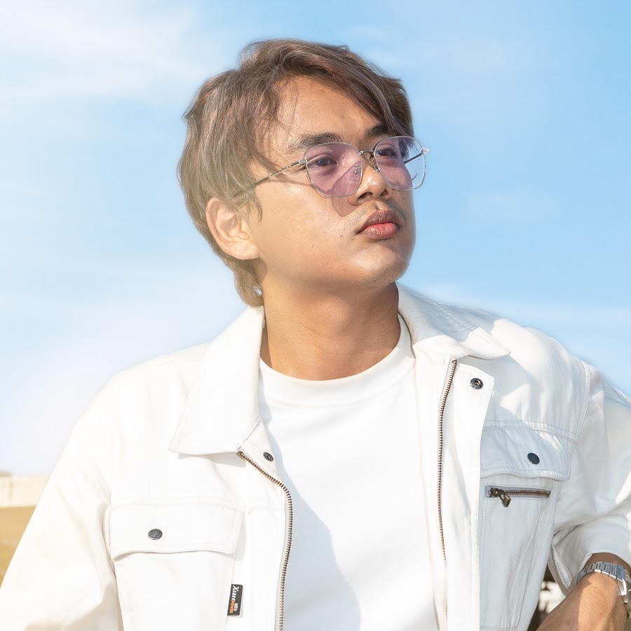 influencer profile picture