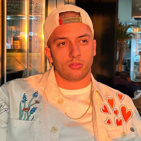 influencer profile picture