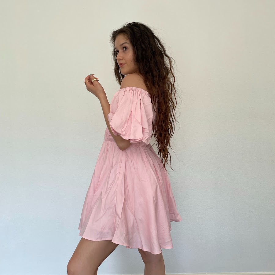 influencer profile picture