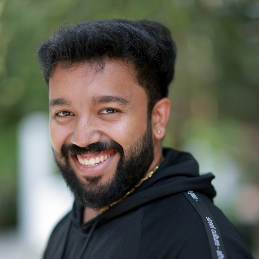influencer profile picture