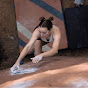 Hannah Morris Bouldering