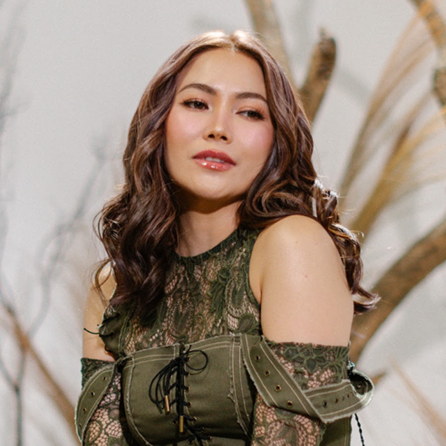 Yeng Constantino @yconstantino