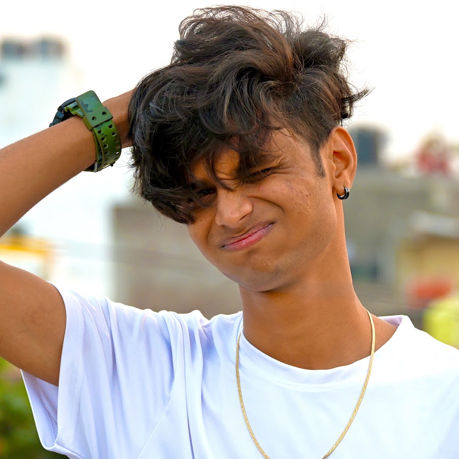 Rushikesh Gadekar vlogs @rushikeshgadekar18