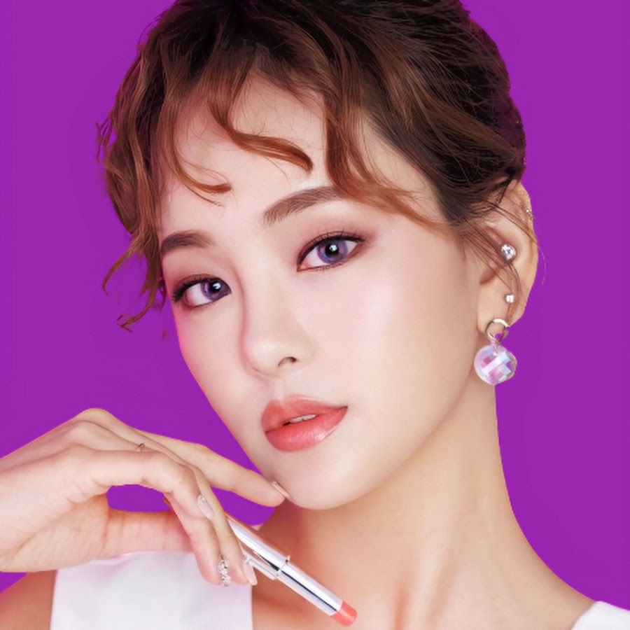 EMMA BEAUTY 엠마뷰티 - YouTube EMMA BEAUTY 엠마뷰티