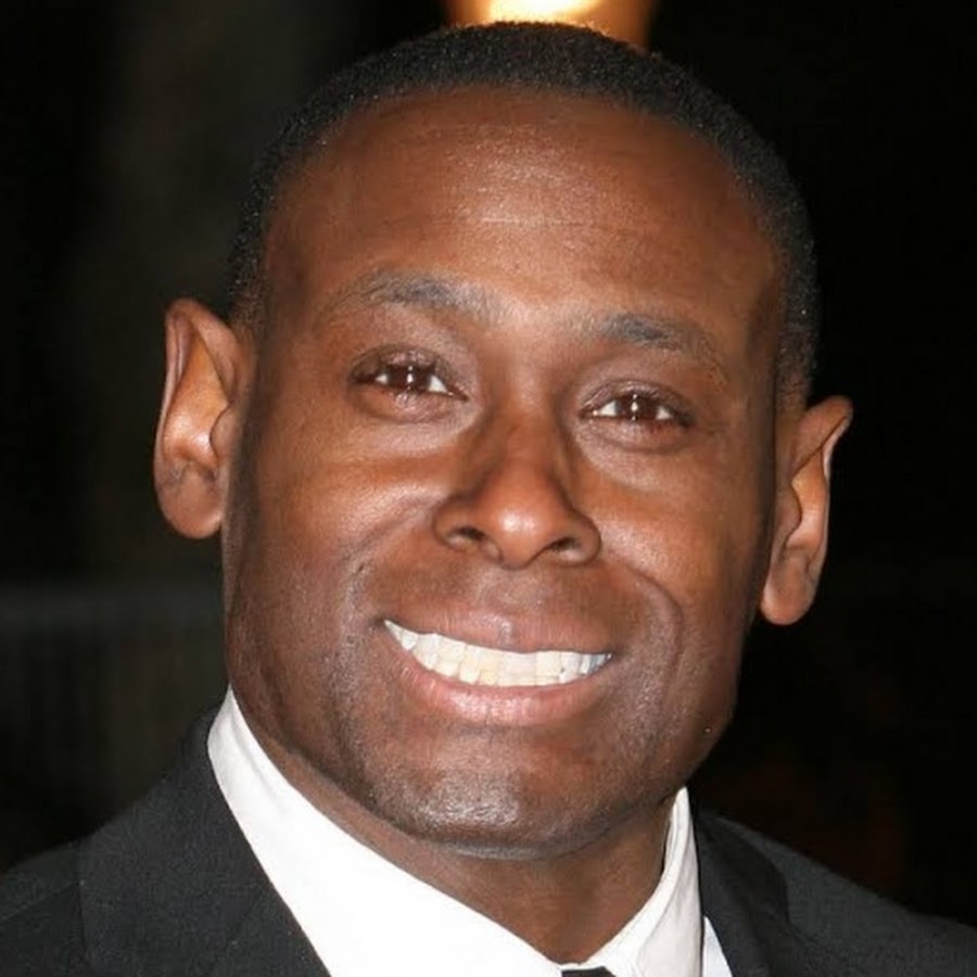 Дэвид хэрвуд. David Harewood. Дэвид Хэрвуд футбол.