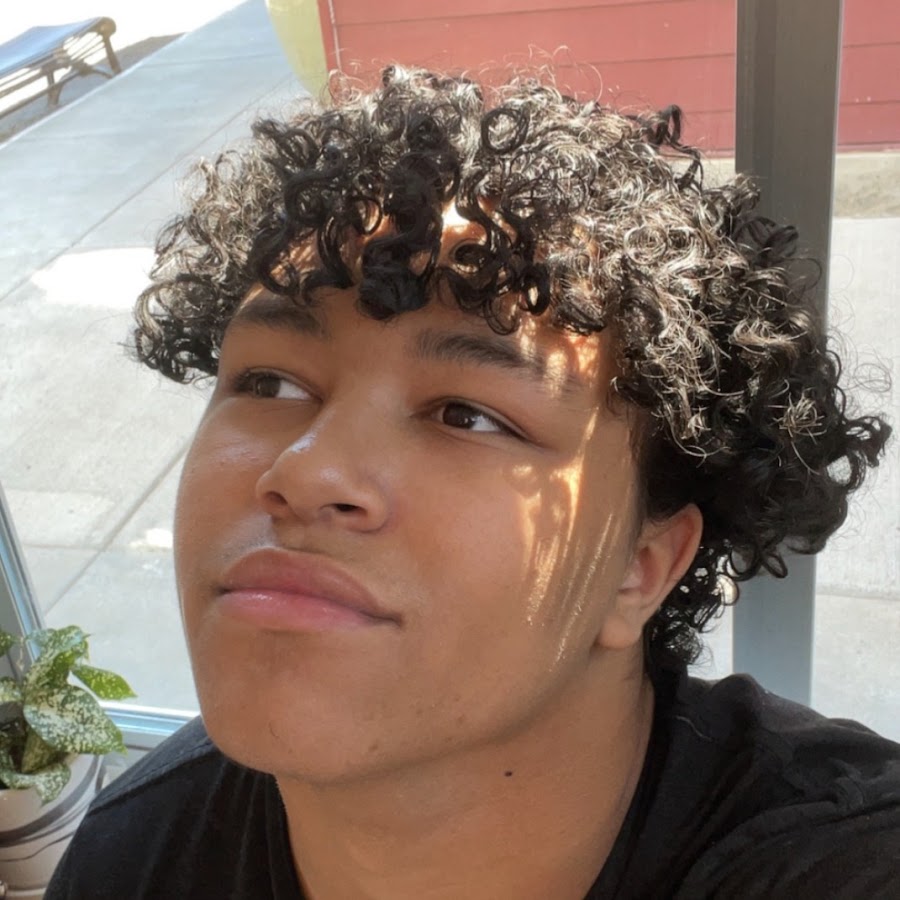 influencer profile picture