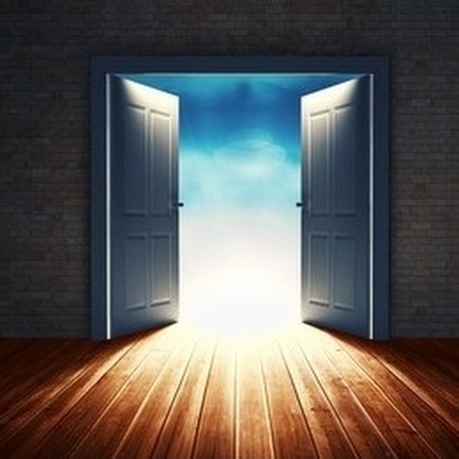 Опен дверь. Дверь в будущее. Дверь со светом. Дверь в открытом пространстве. Дверь в дверь Постер.