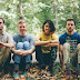 logo Pinegrove - Topic