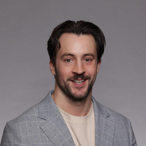 influencer profile picture