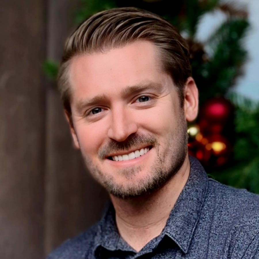 Adam Bradshaw @adambradshaw