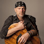 Les Stroud