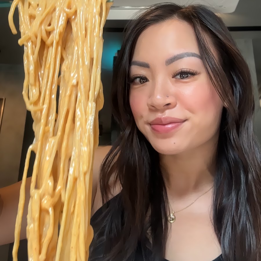 influencer profile picture