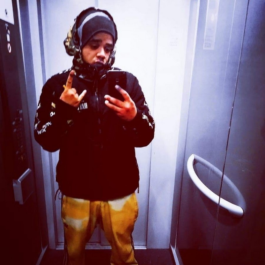 @YOUNGCAPONE1997 @youngcaponerap