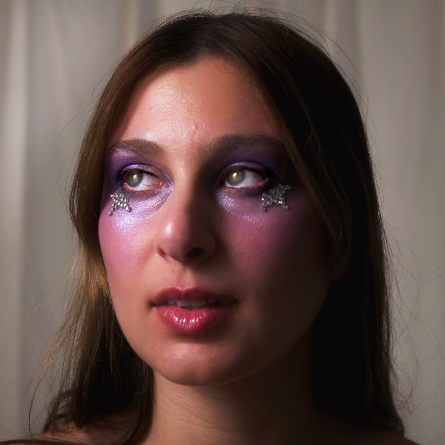 influencer profile picture