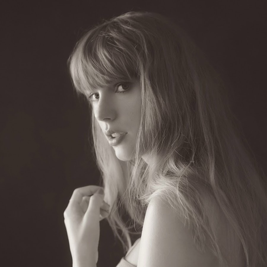 Taylor Swift @TaylorSwift