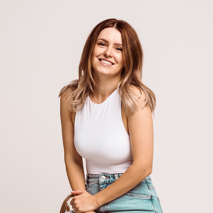 influencer profile picture
