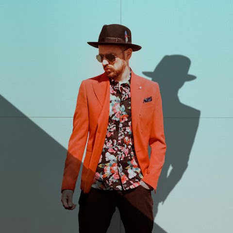 influencer profile picture