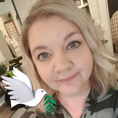 influencer profile picture