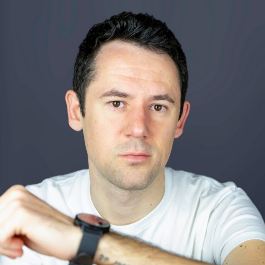 Profile avatar of AlessandroMorolla