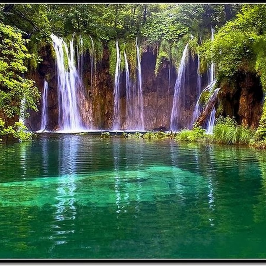 Красоте воды 2 класс. Красивые водопады. Красота воды. Удивительная красота воды. Водопад картинки.
