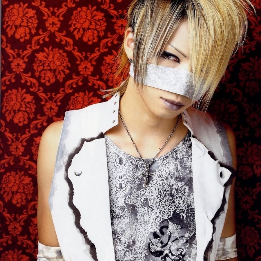 The gazette reita. Рейта the Gazette. Акира Судзуки рейта. Акира Судзуки the Gazette. Рейта из the Gazette.