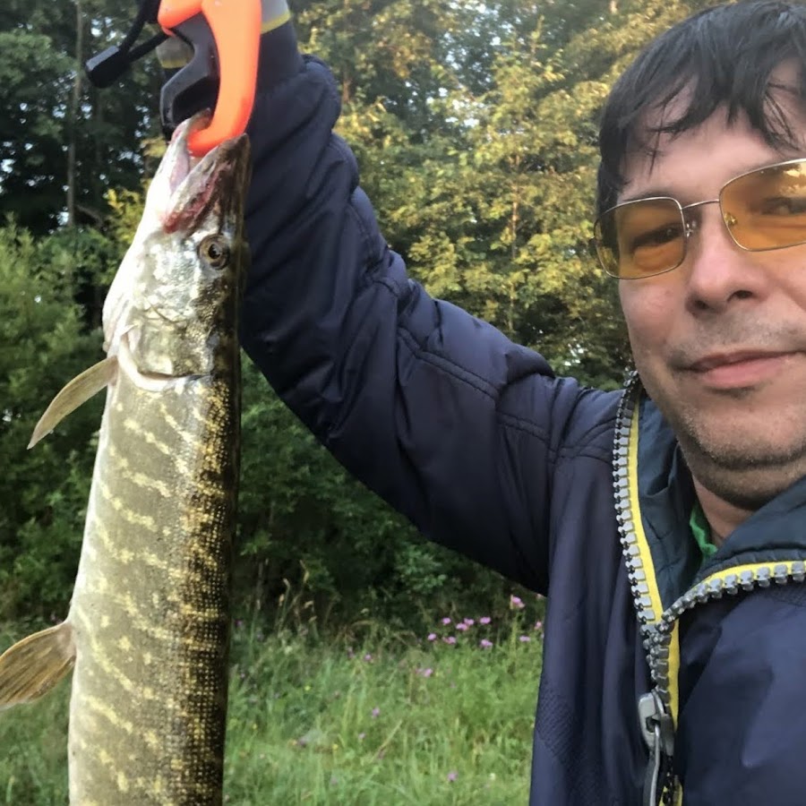 рыболов тв. телеканал охотник и рыболов hd. канал рыболов. рыболов логотип. телевизор для рыбалки.