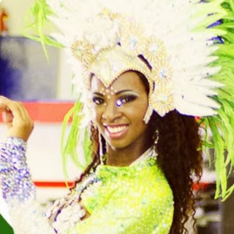 brazilian carnival dancers