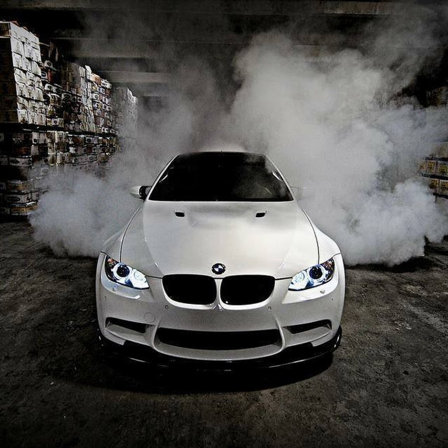 BMW m5 f90 m РІ РґС‹РјСѓ