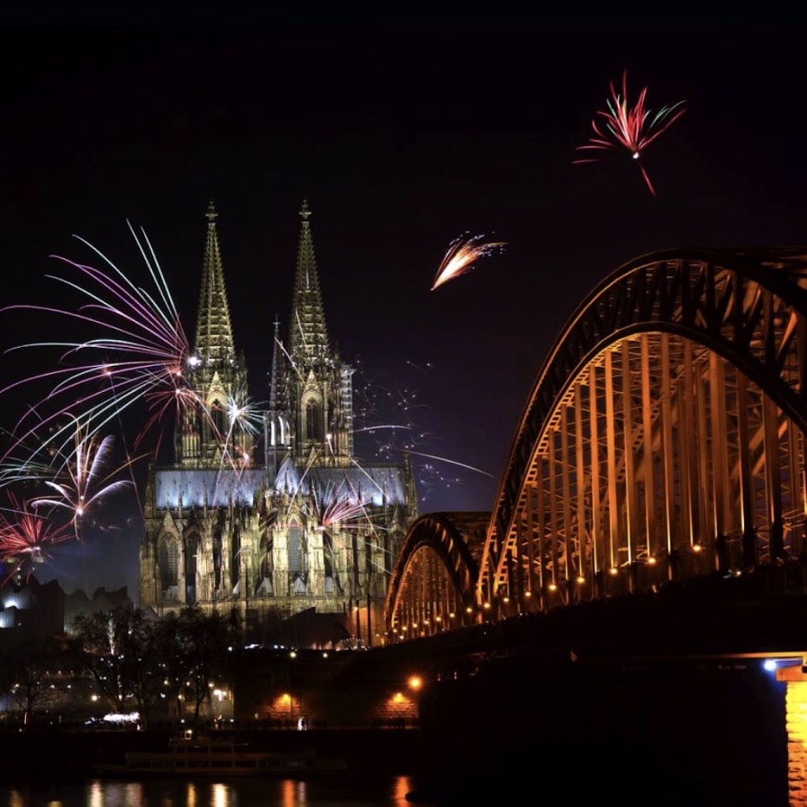 Germany today. Кёльн. Ночь в Кельне 2016. Новый год в Германии. Новогодний фейерверк в Германии.