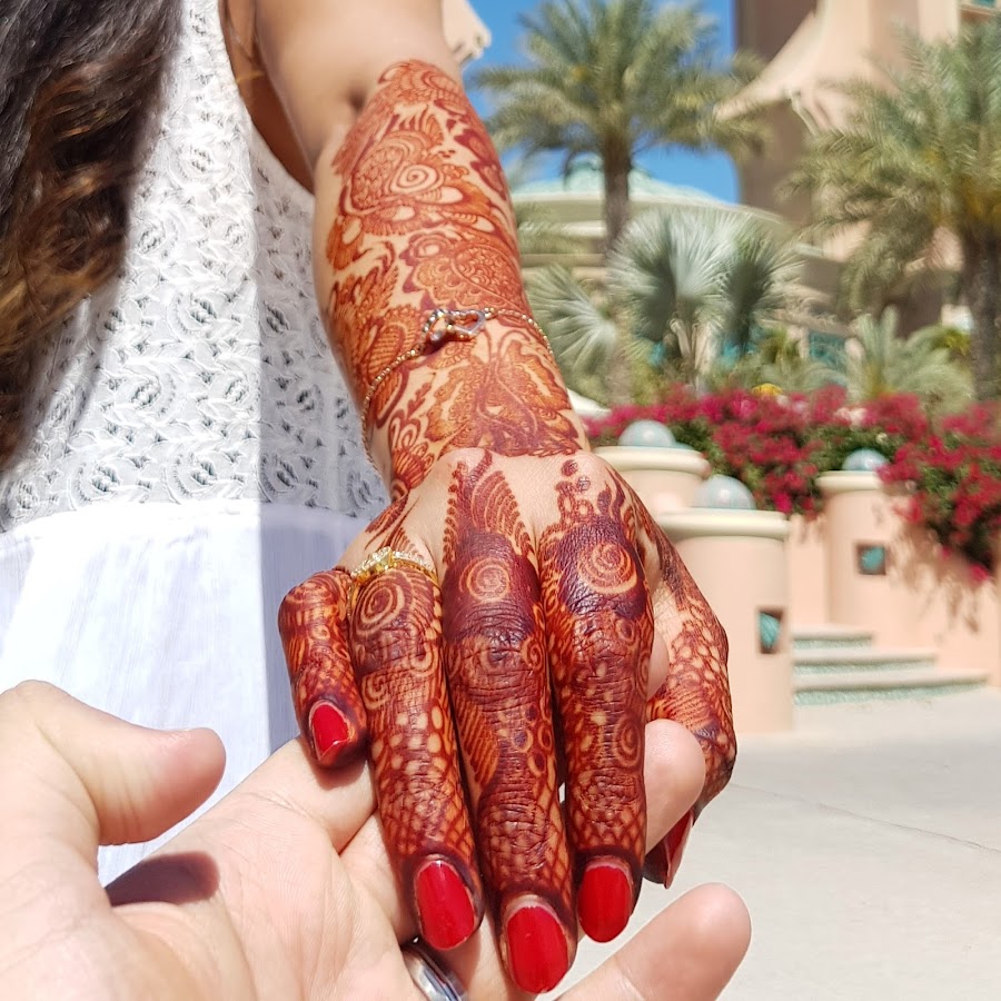 toewijzing traagheid Boom Henna Art By Aroosa - YouTube
