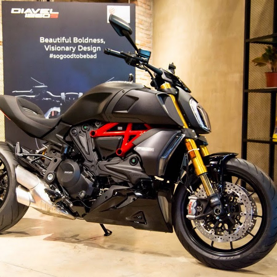 Ducati Diavel Cafe