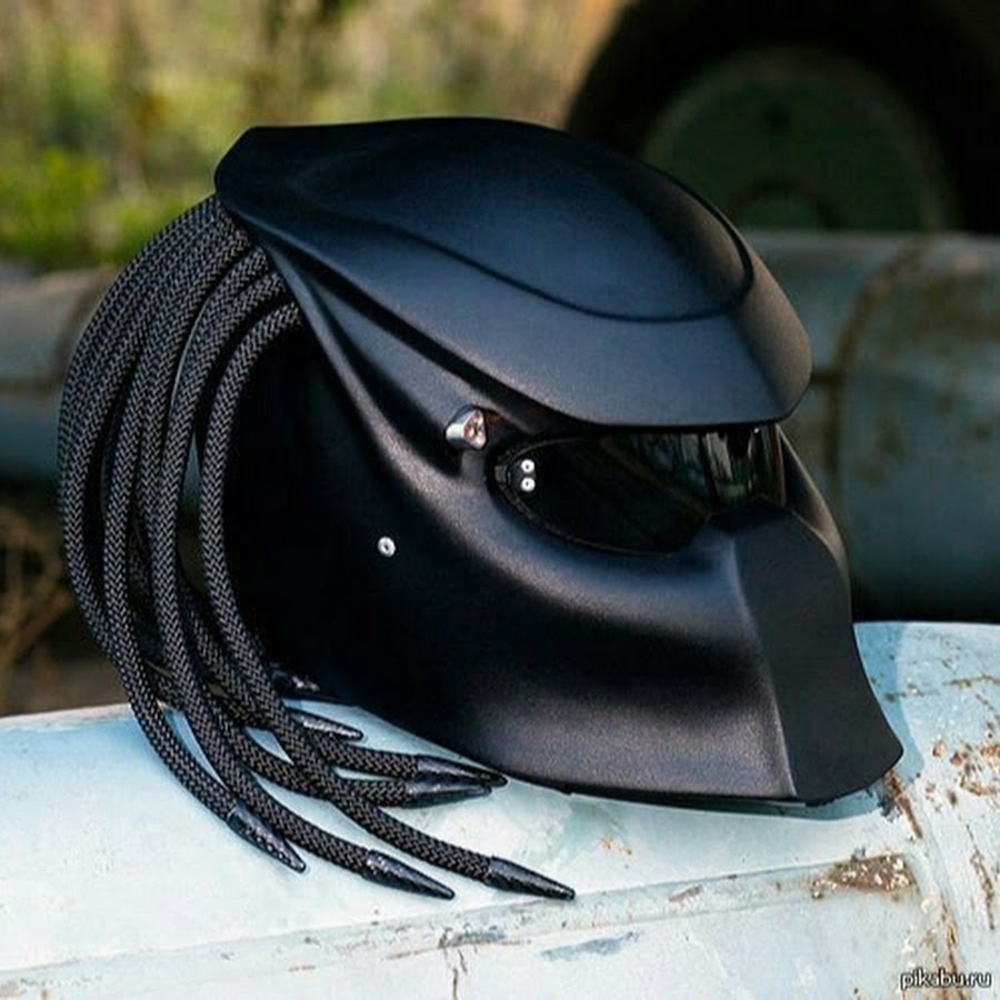 Мотошлем Predator Helmet